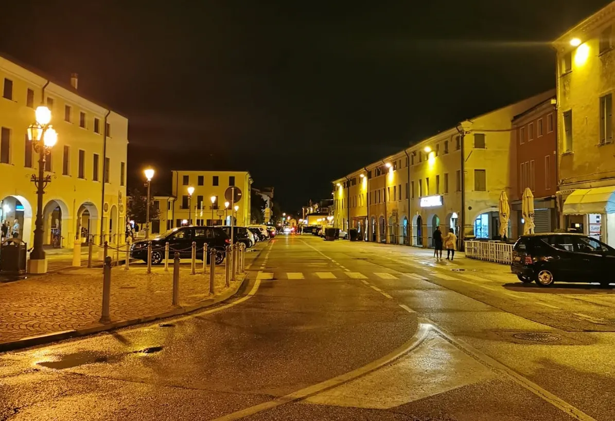 2023 06 23 riaccensione notturna pubblica illuminazione